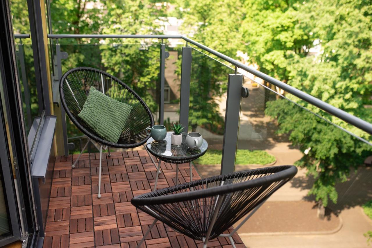 2 Bedroom Apt, 2 Garage Spots & Balconies, Self Check-In, By Cohost Druskininkai Exterior photo