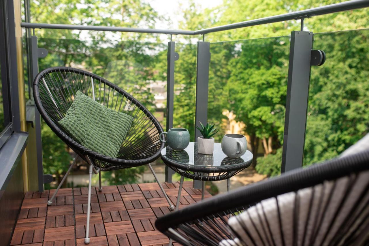 2 Bedroom Apt, 2 Garage Spots & Balconies, Self Check-In, By Cohost Druskininkai Exterior photo