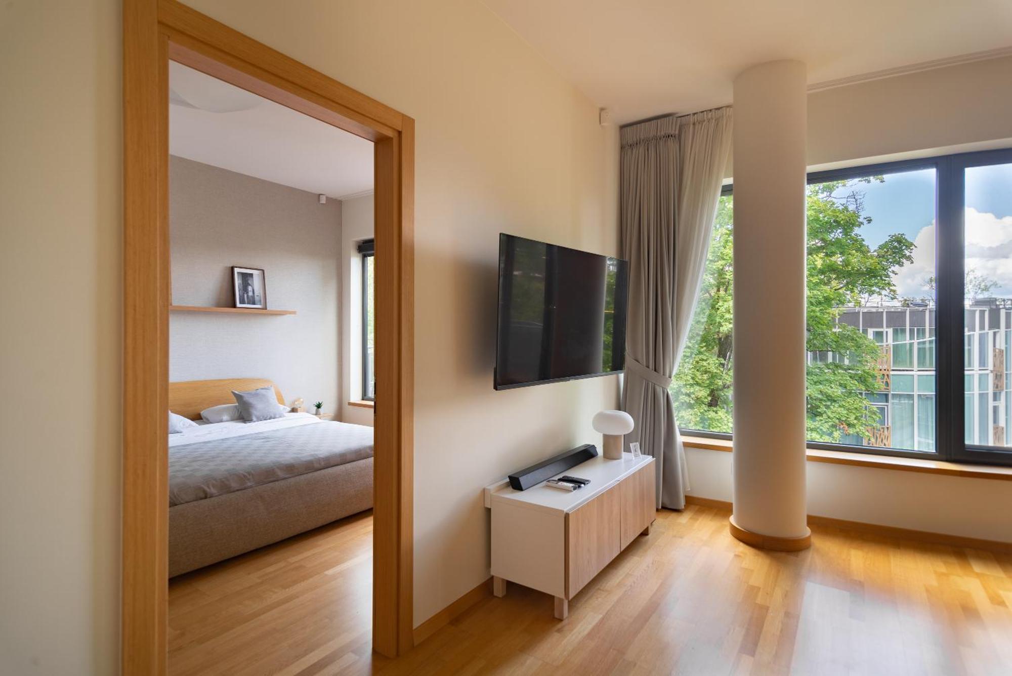 2 Bedroom Apt, 2 Garage Spots & Balconies, Self Check-In, By Cohost Druskininkai Exterior photo